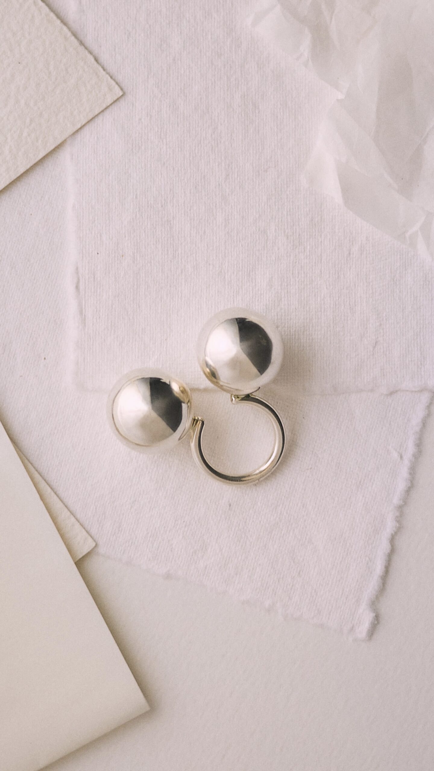 Symmetry Ring, large